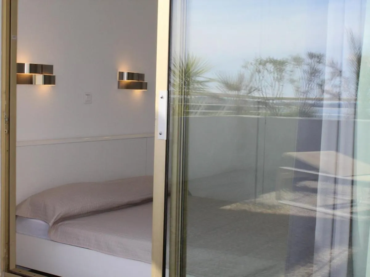 Magnifique 3 Pieces Avec Terrasse Et Parking, 4 Couchages, Villeneuve-Loubet Plage - Fr-1-252A-11