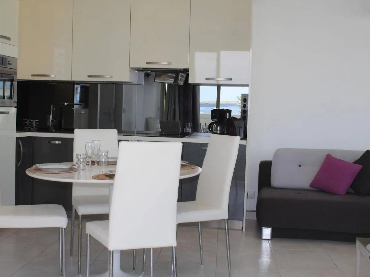 Magnifique 3 Pieces Avec Terrasse Et Parking, 4 Couchages, Villeneuve-Loubet Plage - Fr-1-252A-11
